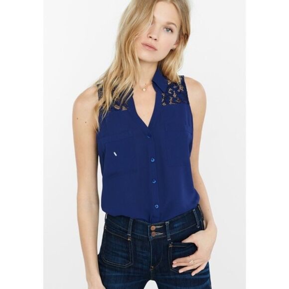 ✨Express Green Button Down Tank with Lace Detail✨ - Picture 1 of 6